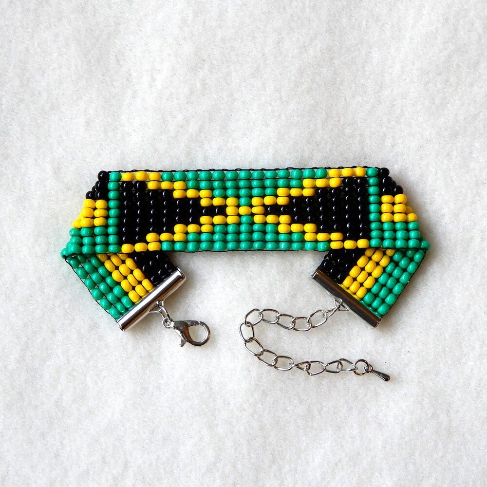 Jamaica Jamaican flag bead bracelet, handmade, adjustable length, 30% to charity